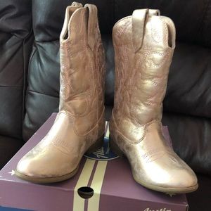 Austin Trading Co. Aubree rose gold NIB western cowgirl boots size 12 girls